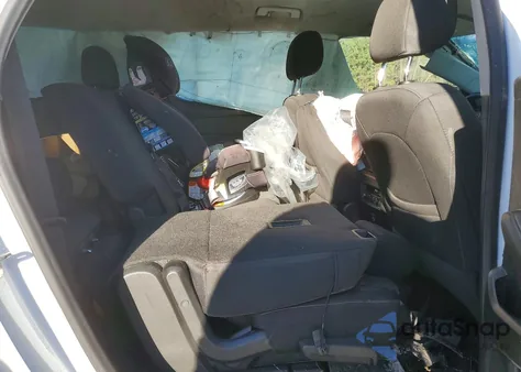 2020 Chevrolet Traverse Ls from USA, damaged, VIN 1GNEVFKW9LJ313792